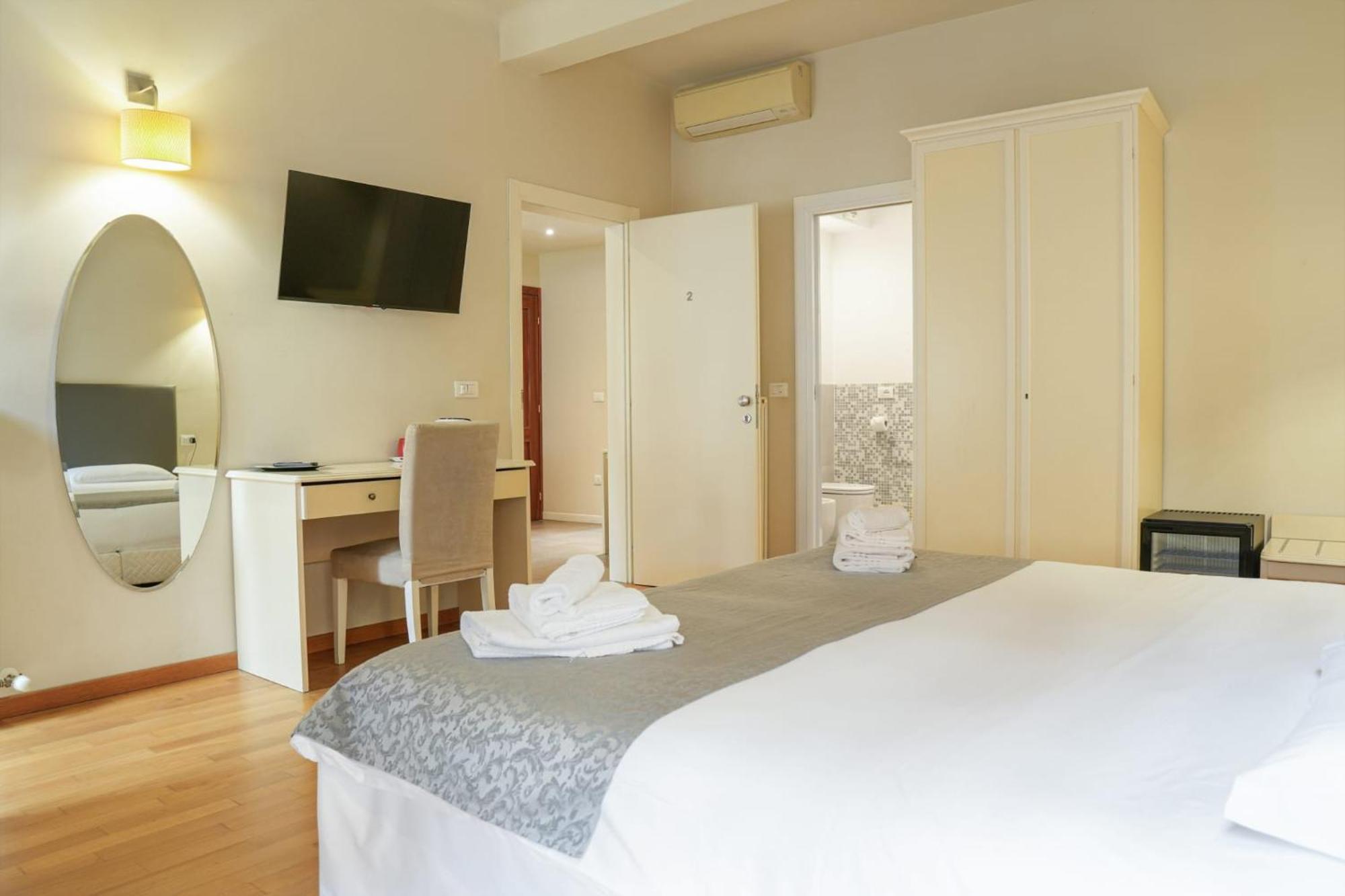 Honey Rooms Ferrara Exterior foto
